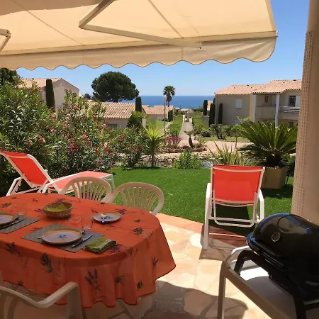 Apartment Bord De Mer, 5min Plage, Piscine, Ac Roquebrune-sur Argens